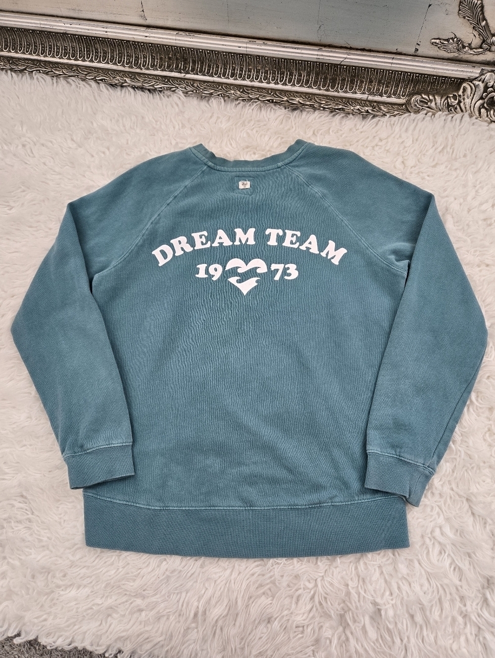 Billabong Teal Dream Team 1973 crewneck sweatshirt. Size small.